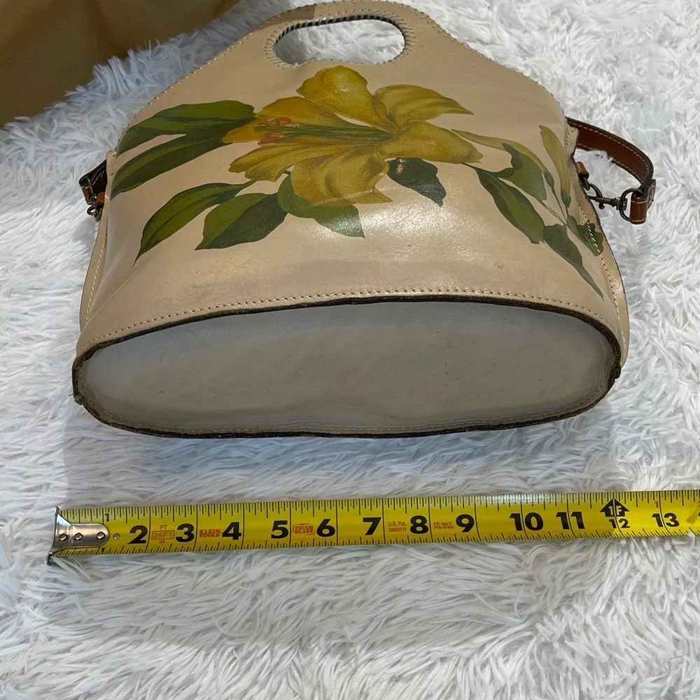 PATRICIA NASH Tan and Brown FLOWER Leather Bag WITH DUST BAG SOME SMALL MARKS - Picture 12 of 13